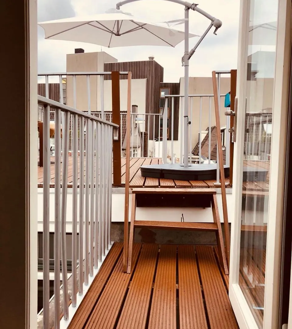 Bed & Breakfast A'Dam Rooftop Lux Bed and Breakfast Amsterdam