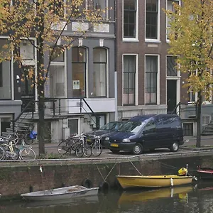 Bed and breakfast Singel 100, Ámsterdam